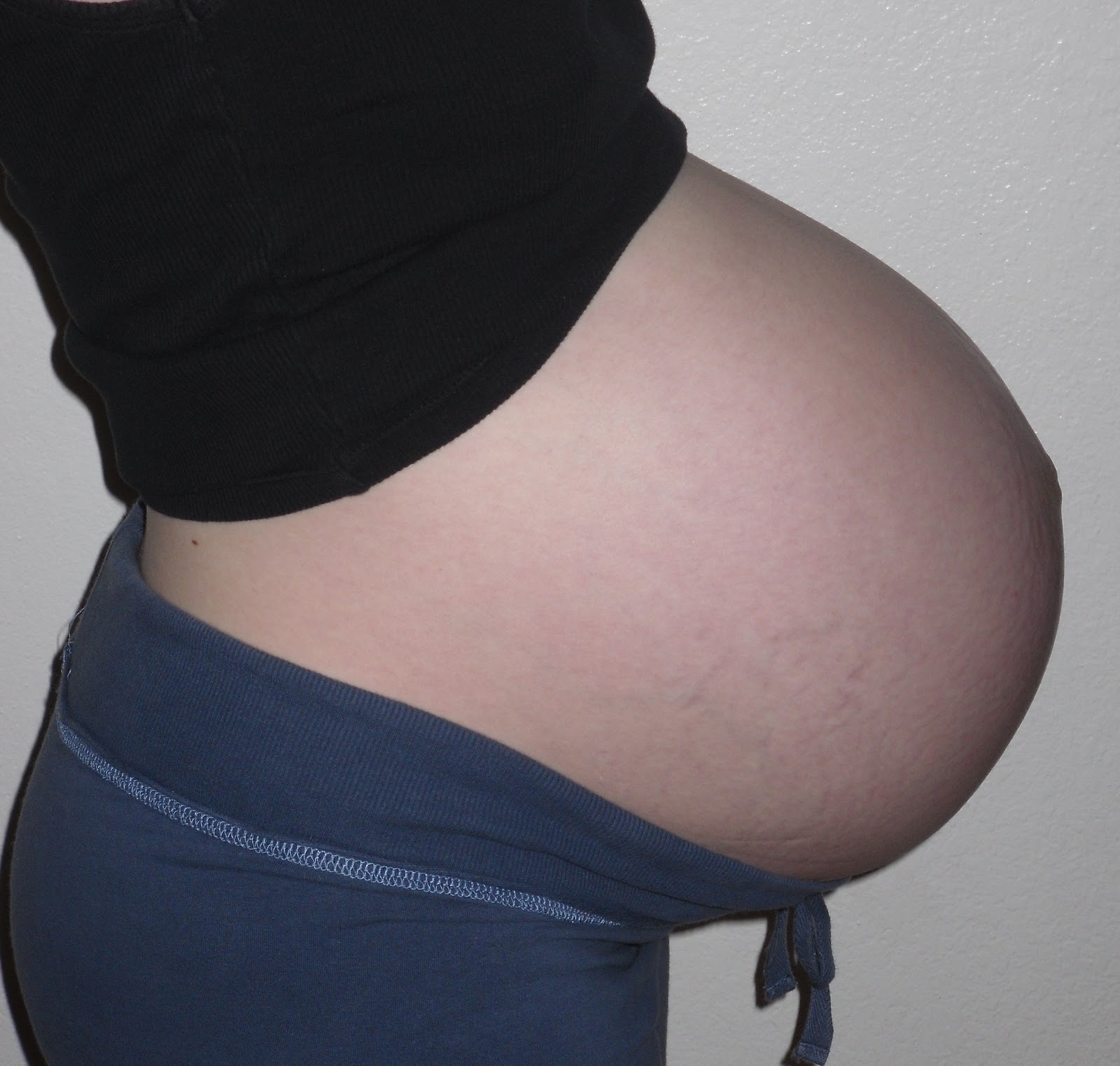 Twins of Clan Smith 37 weeks