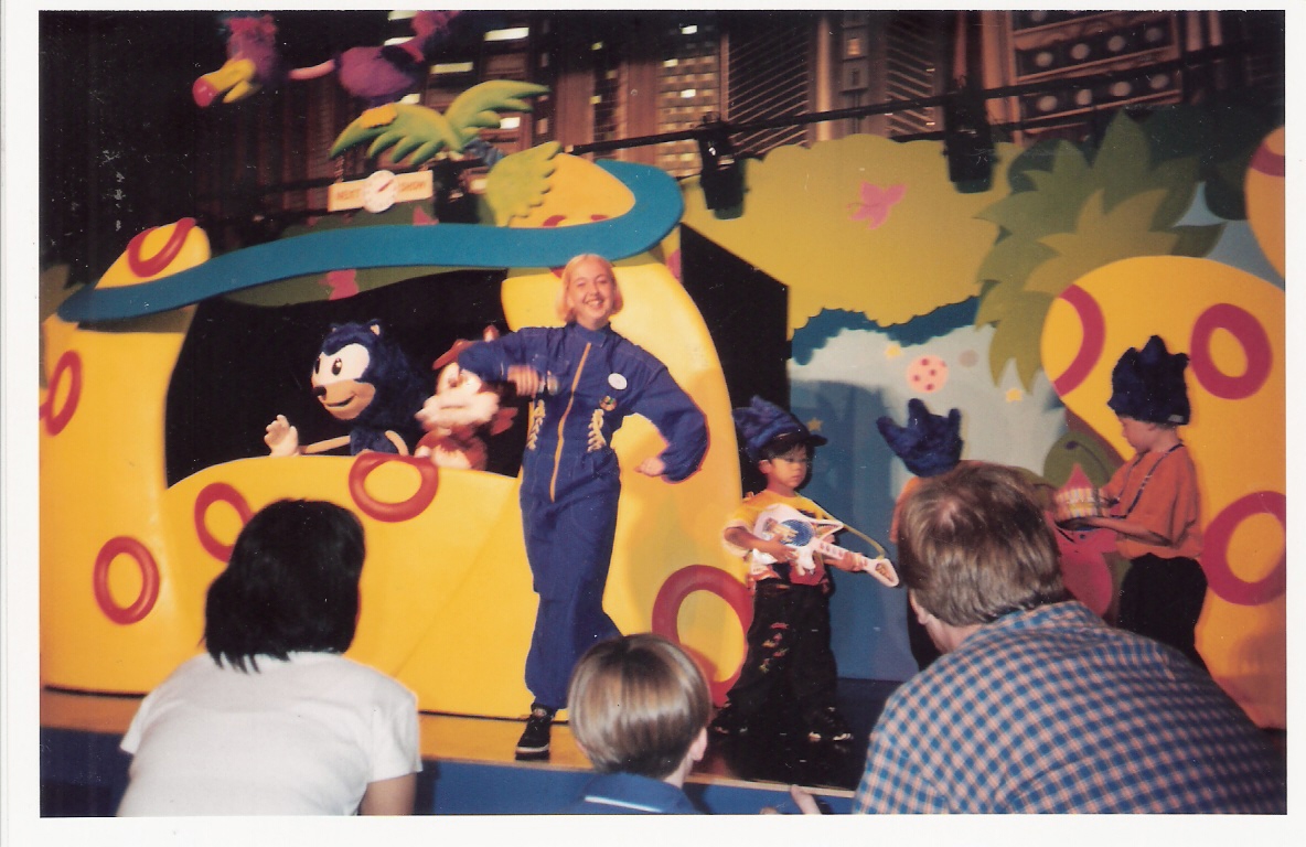 Sega Memories SegaWorld Sydney had a Sonic Puppet Show!