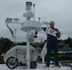 The captain, the dinghy, the Go-Pet and the Burgee.  We're good to go.