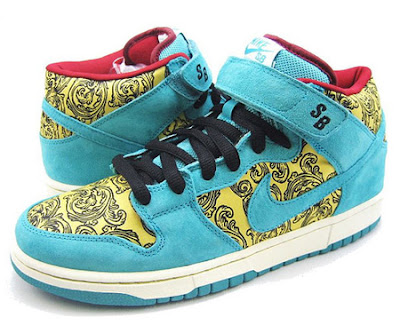 Only the Cleanest: Nike SB Mid Vintage Floral