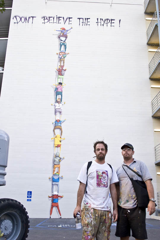 MUCV ® lifestyle Os Gemeos “Don’t Believe The Hype” em San Diego