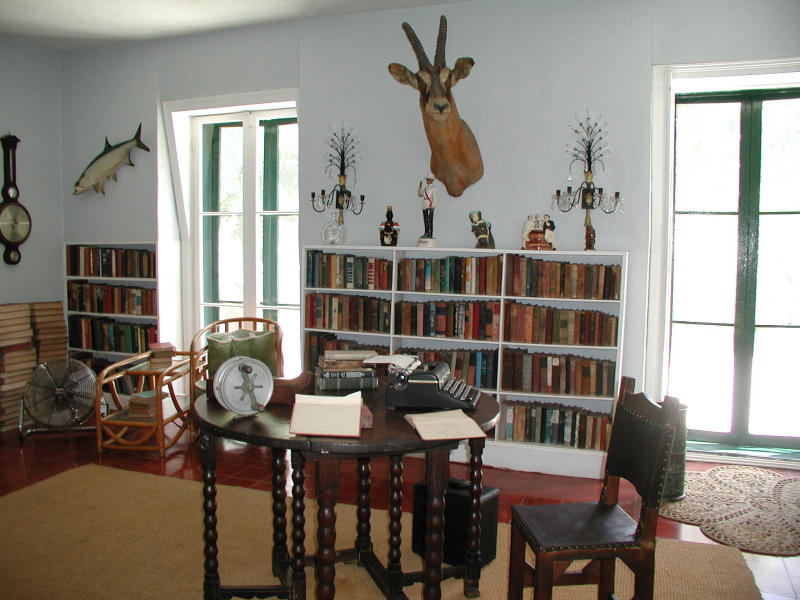 ODYSSEUS TRUNK Hemingway Library Cuba