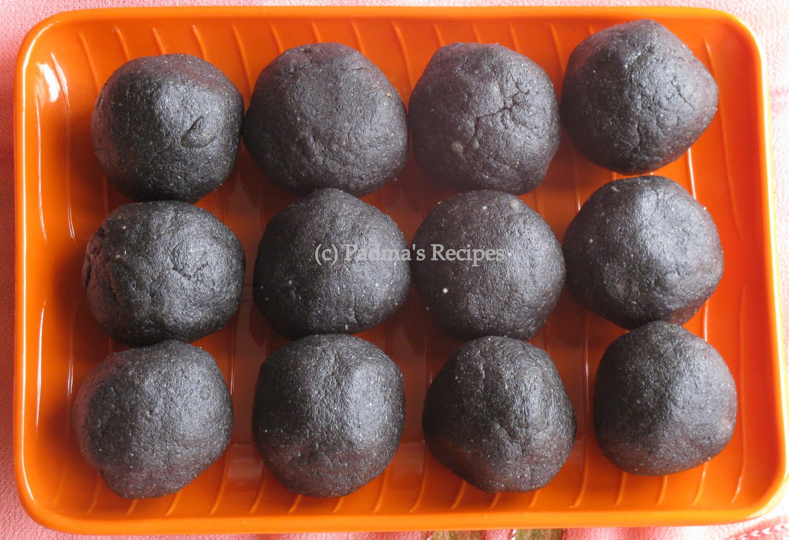 Padma's Recipes ELLU URUNDAI / SESAME SEED BALLS AND KOZHUKATTAI WITH