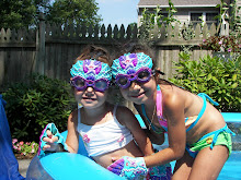 Goggle Girls