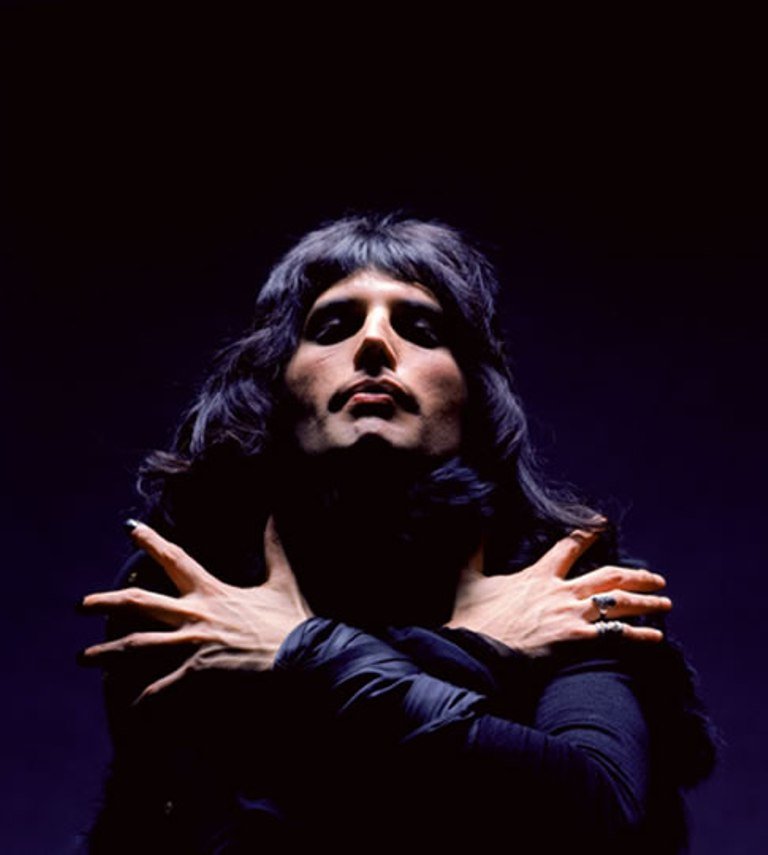 KATE SCHRIJFT Happy birthday Freddie Mercury