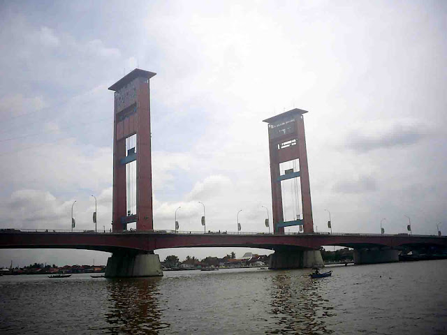 Mewarnai Gambar Sketsa Jembatan Ampera Terbaru - KataUcap