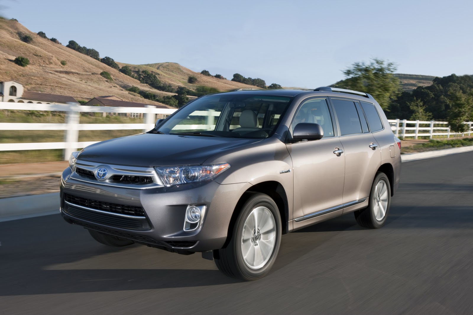 Auto Journal: Review: 2011 Toyota Highlander