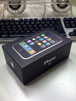 iPhone 3Gをヨドバシカメラ秋葉原のソフトバンクで購入。