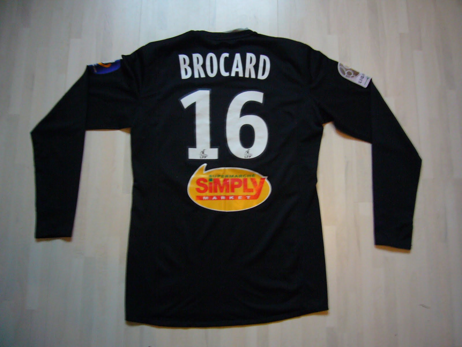 MAILLOT F.C SOCHAUX porté TARDIEU n°22 LOTTO Ligue 2 away