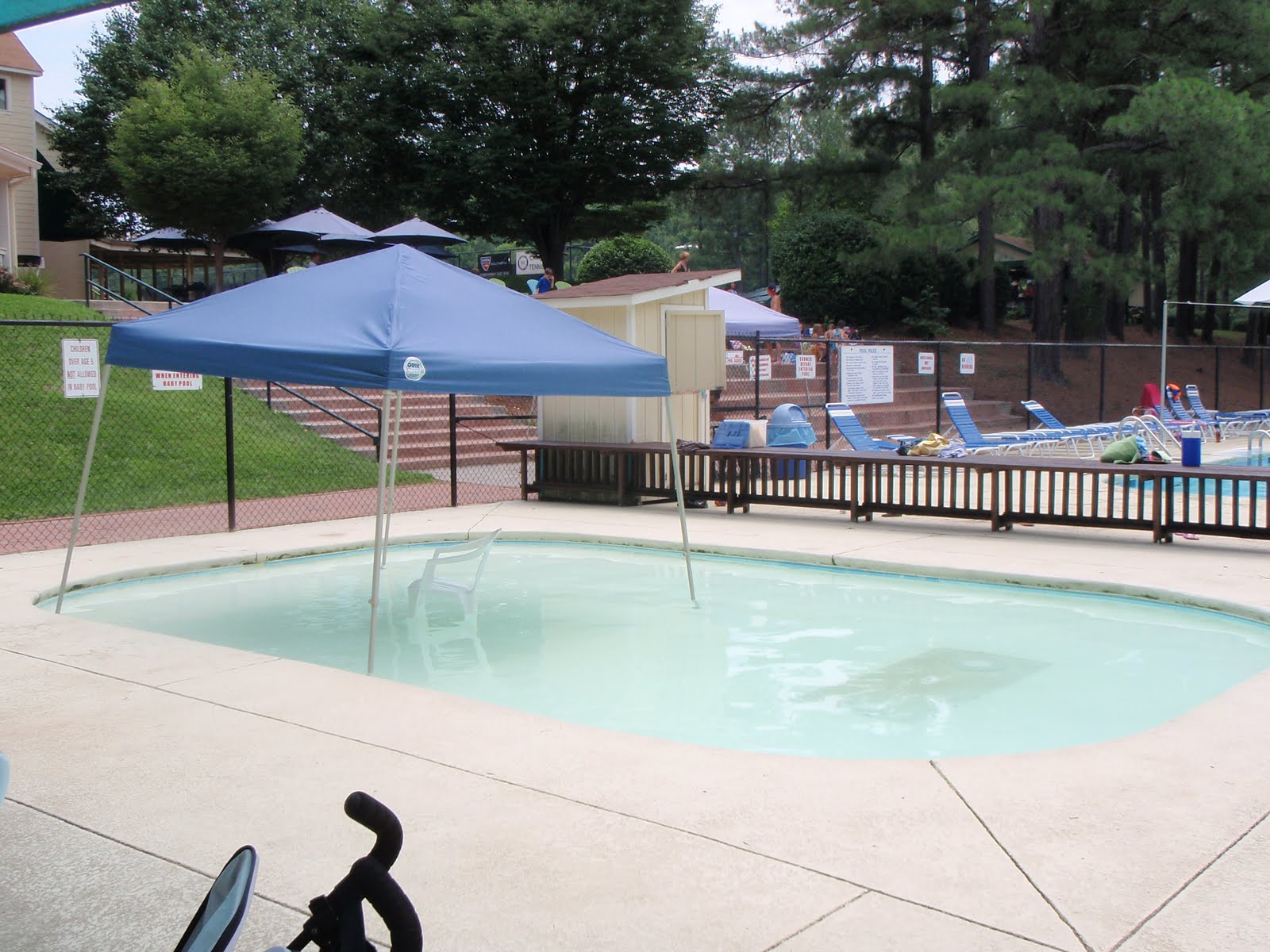 Notes from a Mom in Chapel Hill (A Guide) Chapel Hill Tennis Club (pool)