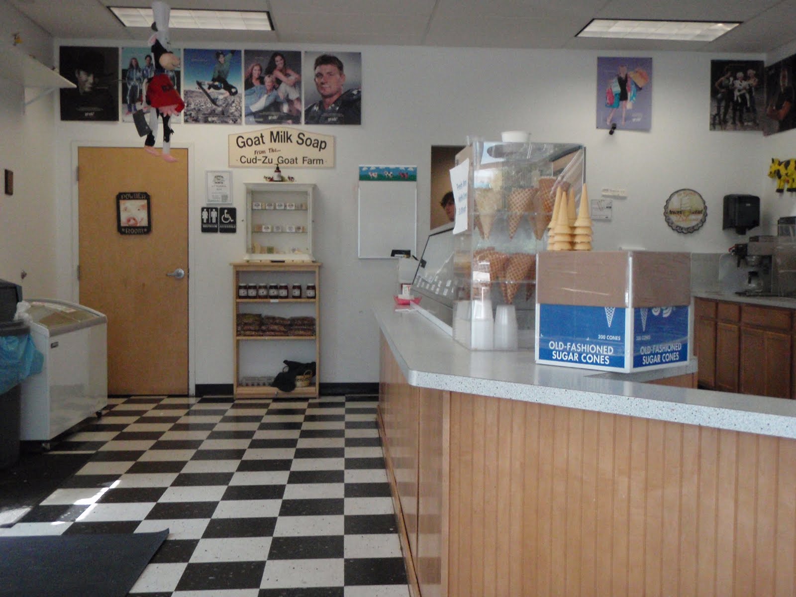 Notes from a Mom in Chapel Hill (A Guide) Maple View Ice Cream Stores (Two of them)