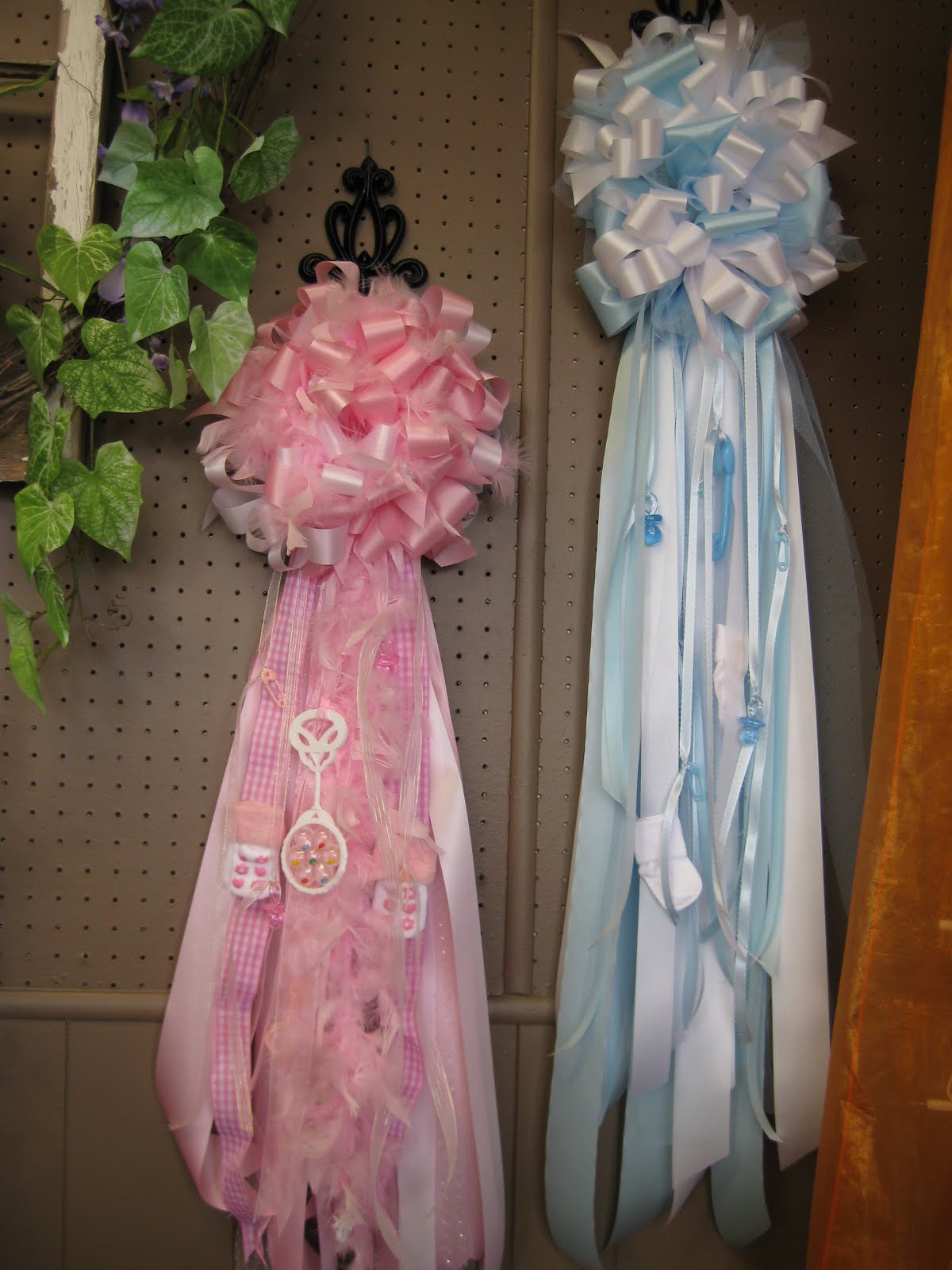 Bowden Floral Baby Door Badges