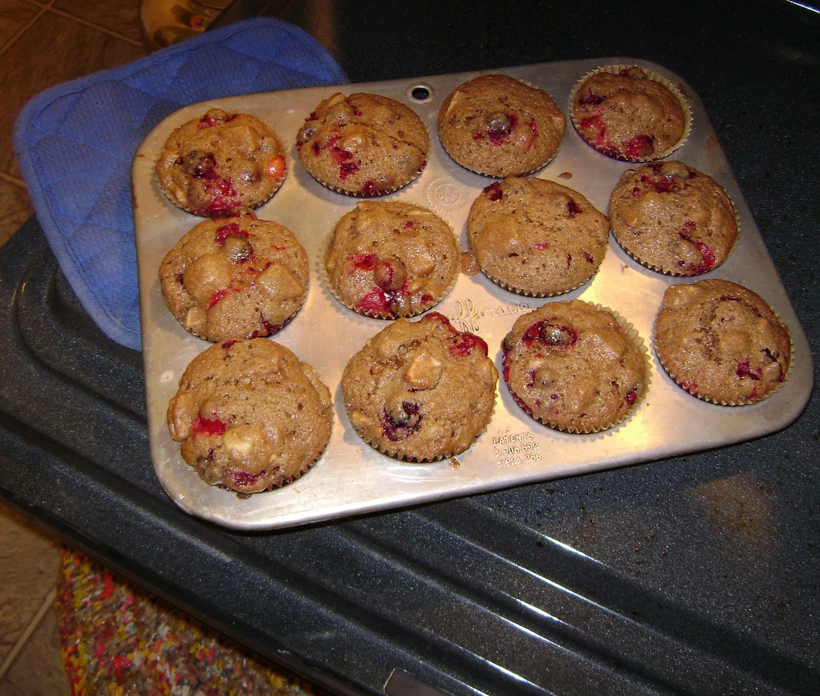 Potlicker: Cranberry Apple Muffins (vegan with simple substitutions)