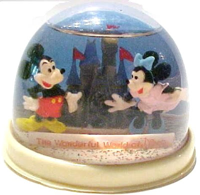 Mickey and Minnie wedding snowglobe free scroll clipart
