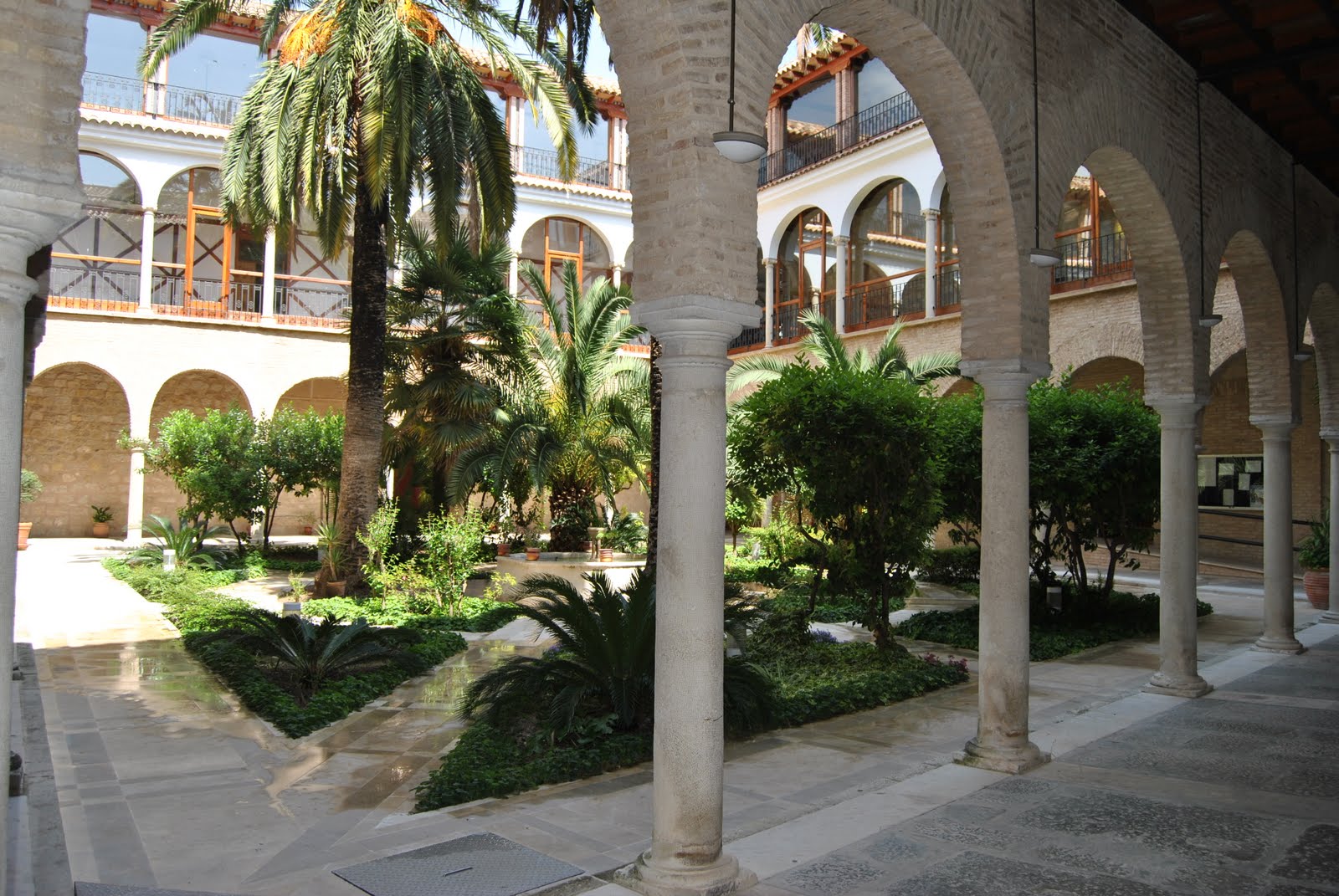 DestinJaén HOSPITAL DE SAN JUAN DE DIOS, hoy INSTITUTO DE ESTUDIOS GIENENSES