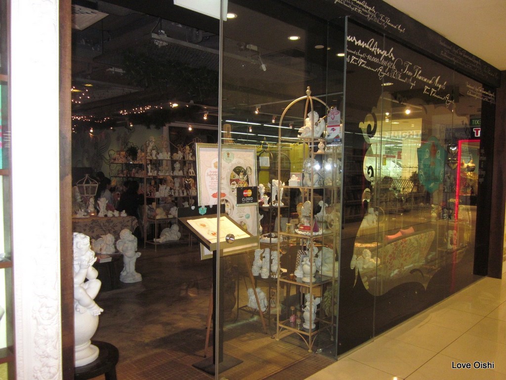 Love Oishi Tea Cosy Plaza Singapura