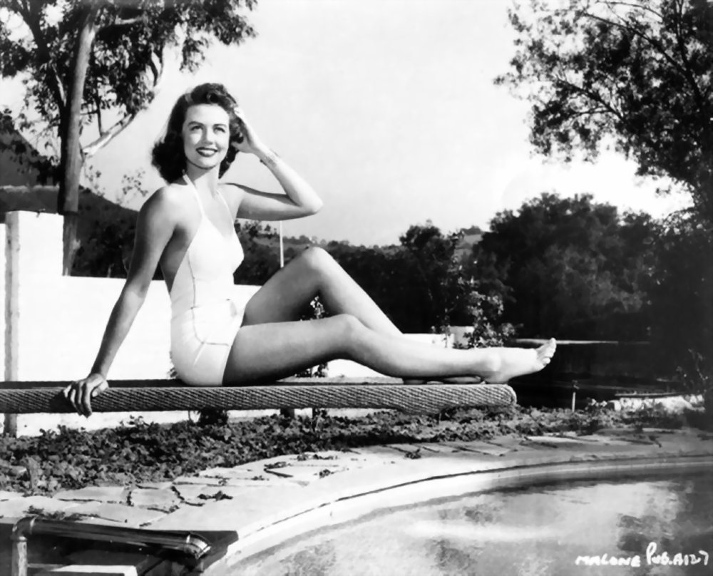 Film Noir Photos Bathing Beauties Dorothy Malone