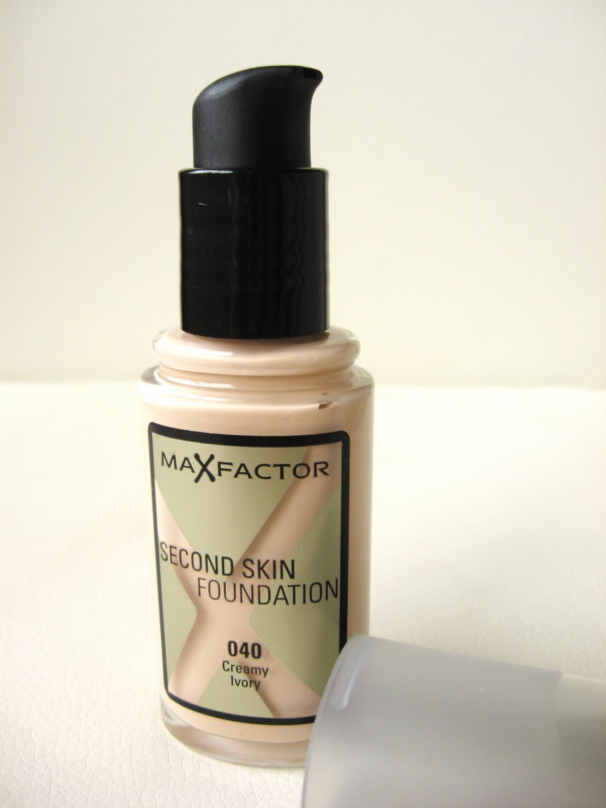 Max factor miracle second skin 02. макс фактор секонд скин как выглядит. максфактор стиль лонг. макс фактор мираке секонд скин 01.