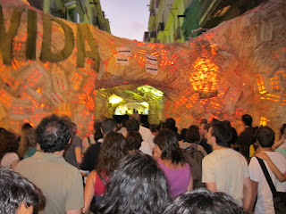 Sınırlar Arasında