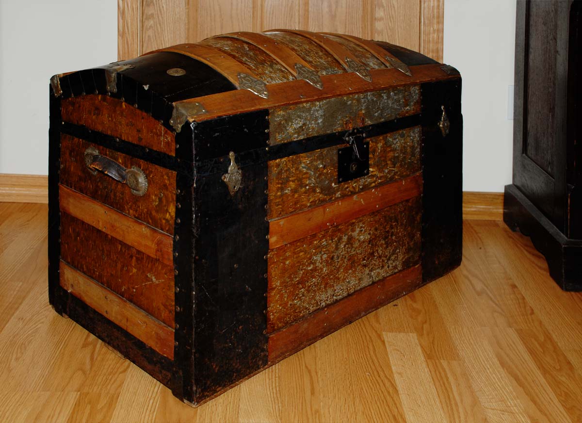 antique steamer trunk treasure chest