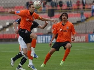 Dario Srna, FC Šahtar download besplatne pozadine slike za mobitele Dario Srna, FC Šahtar download besplatne pozadine slike za mobitele