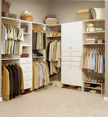 [Bland+clothing+Nice+closet.jpg]