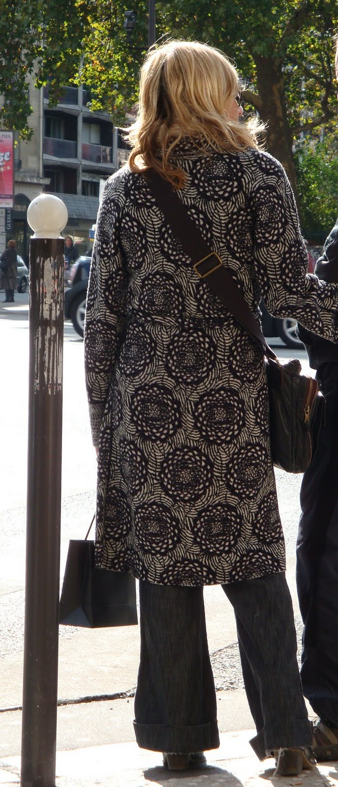 [Paris+-+coat3.JPG]