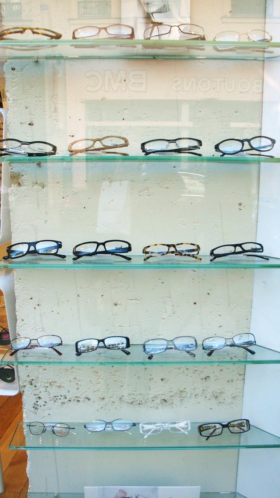 [Paris+-+eyeglasses.JPG]