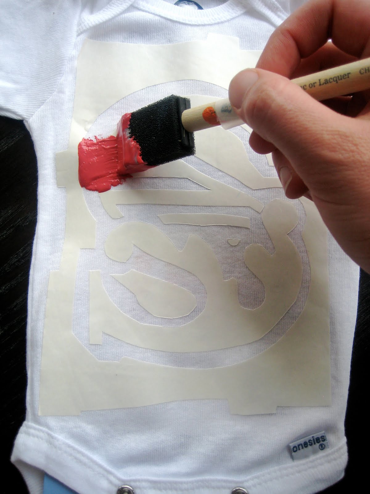 Mmmboppin' Freezer Paper Stencil Tutorial