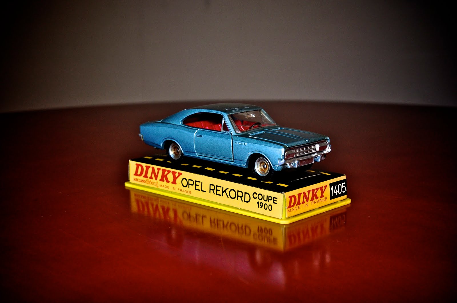 Dinky Toys 1:43 - Model car - Dinky Toys Coupé Alfa Romeo - Boxed