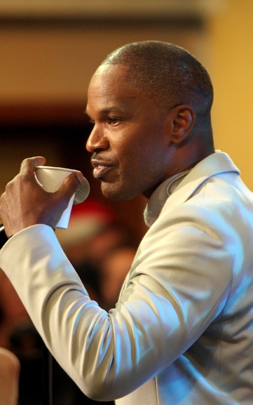 Image World Actress Jamie Foxx paying a visit to "Good Morning America"