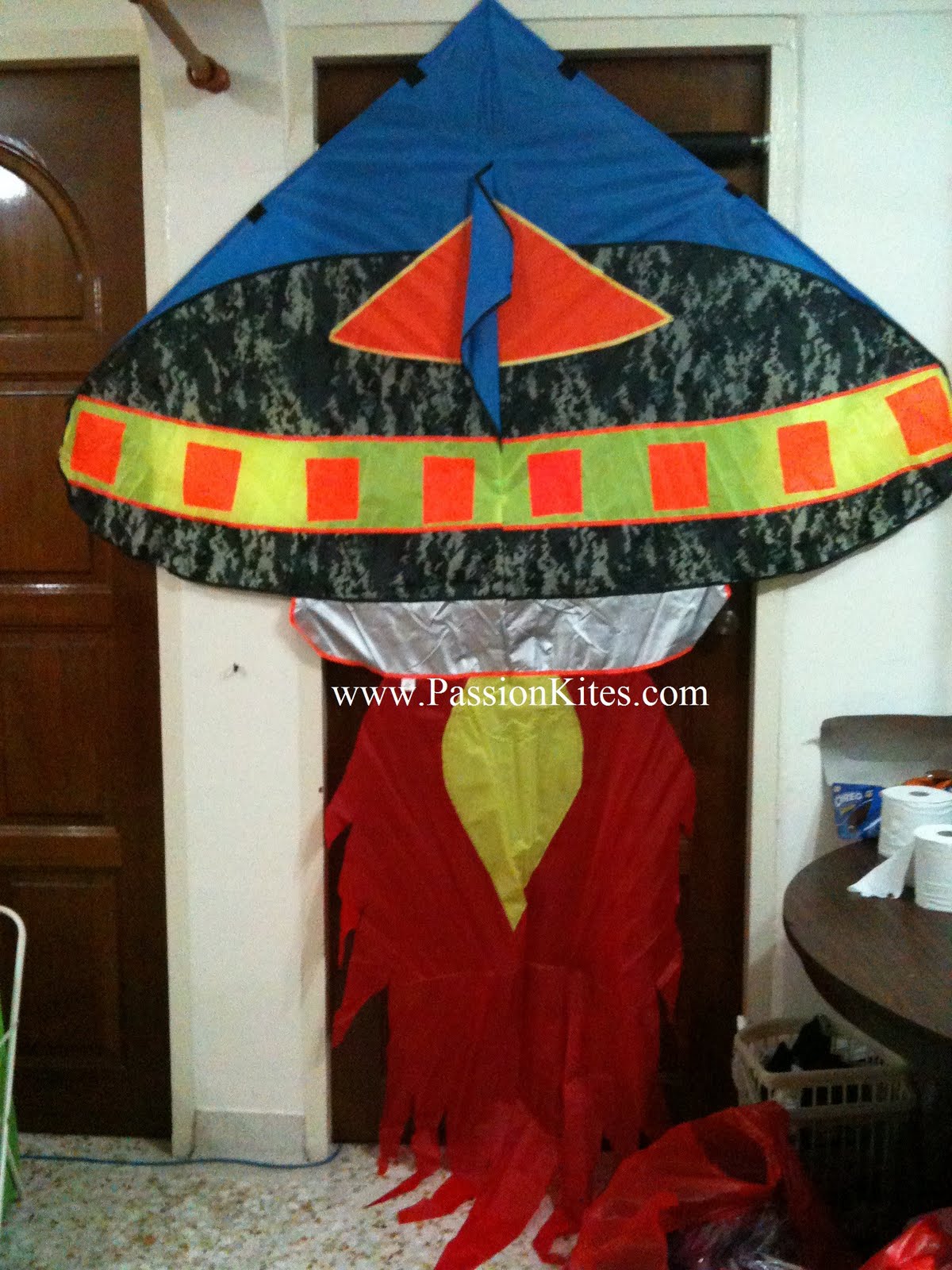 Buy Kites in Singapore New Product Updates
