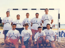 Η ΠΡΩΤΗ ΜΑΣ ΟΜΑΔΑ BEACH HANDBALL ΤΟ 1996