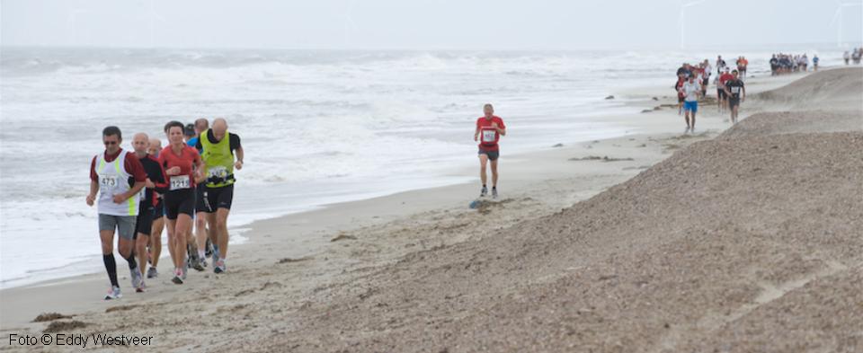 Sfeerplaatje van het strand tijdens Zeeuwse kust marathon