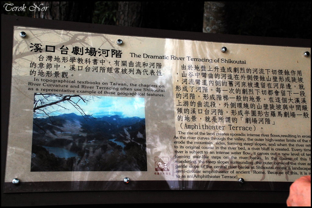 [da077.jpg]