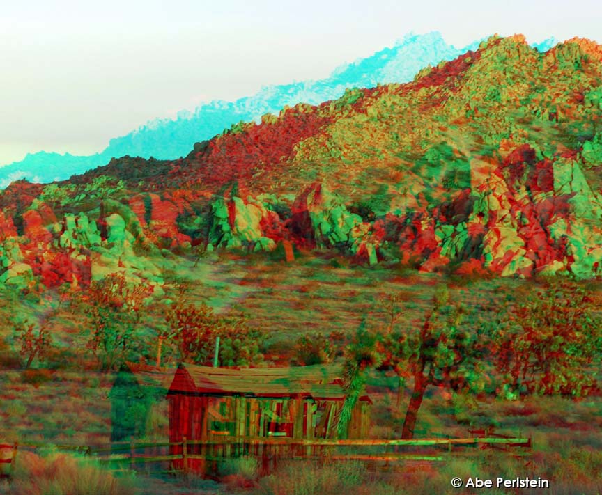 [070102-High-Desert--Easy-Rest-Inn--shack-out-back-ANA-C-BLOG.jpg]