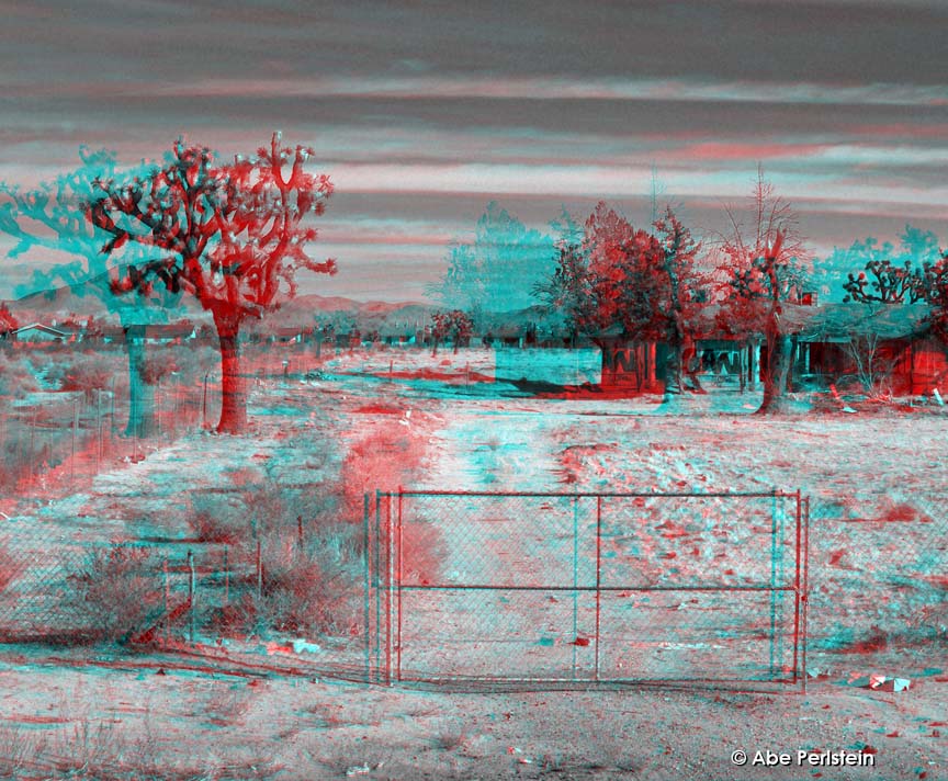 [070102-High-Desert--abandoned-compound-1-BW-ANA-C-BLOG.jpg]