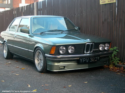 BMW E21 323i