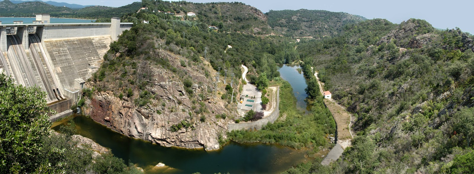 Finca Carolina Holiday visit Boadella i les Escaules dam and lake