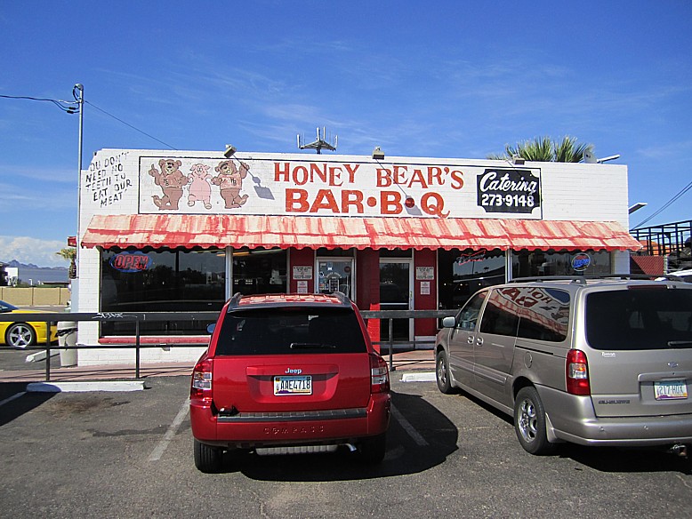 Don O.'s Texas BBQ blog: Honey Bear's Bar B Q, Phoenix, AZ