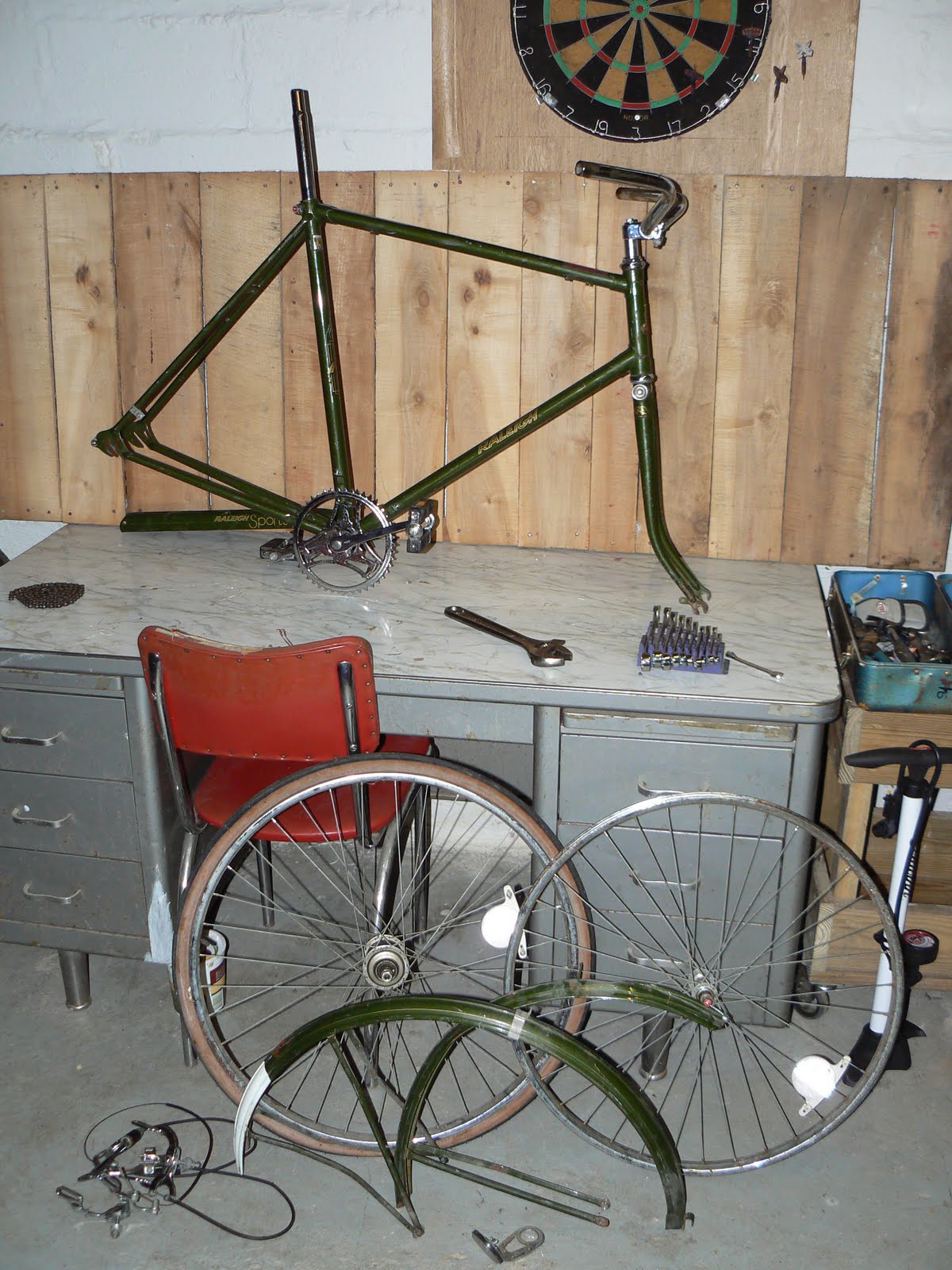 Syracuse Bicycle Works: Building a Single Speed Path Racer