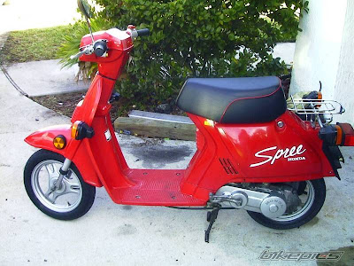 1986 Honda spree scooter #3