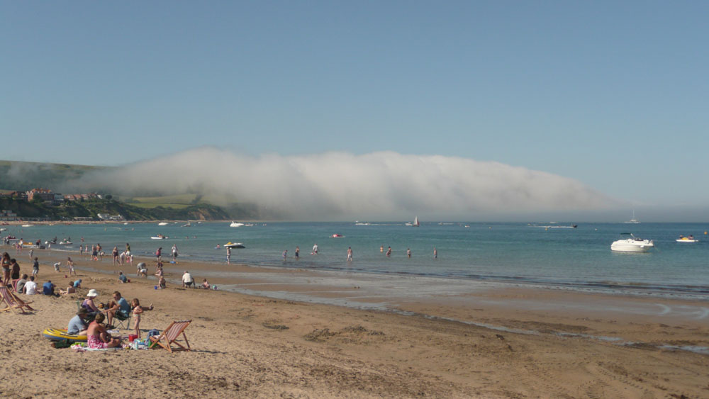 On returning to Swanage we witnessed this rather spooky mist engulfing the headland. 