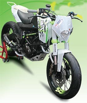 Modif GL PRO NEO Tech Jadi KTM 690 Stunt (Konsep)