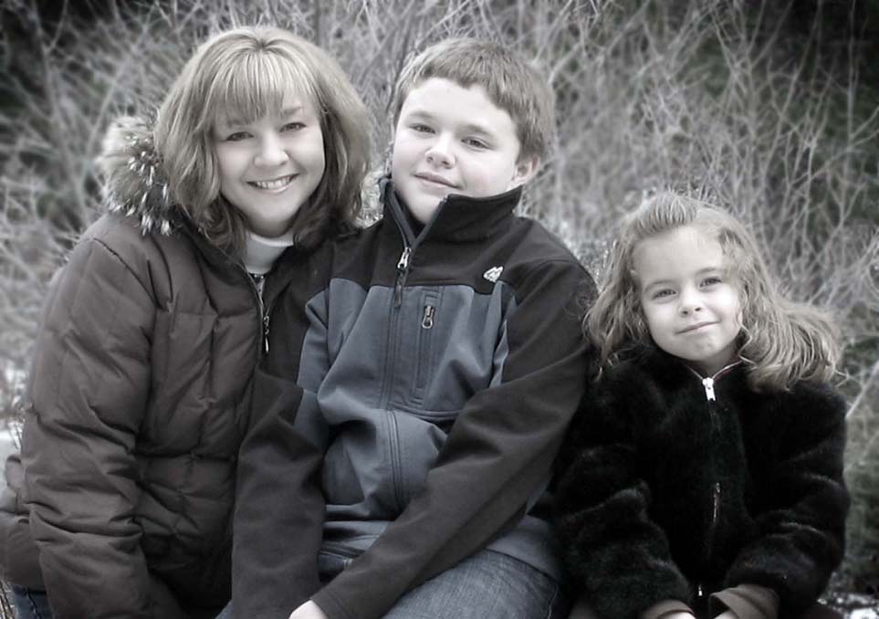 [close+up+black+and+white+sm.jpg]