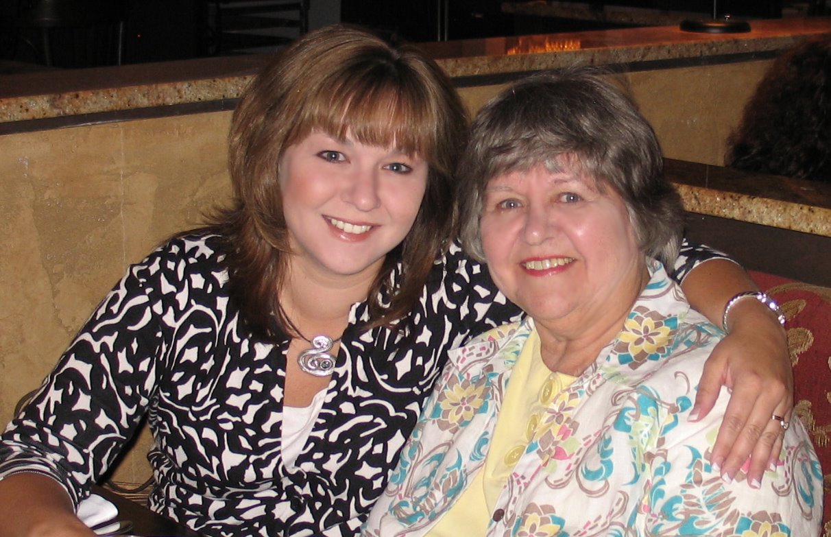 [me+and+mom+resize.jpg]