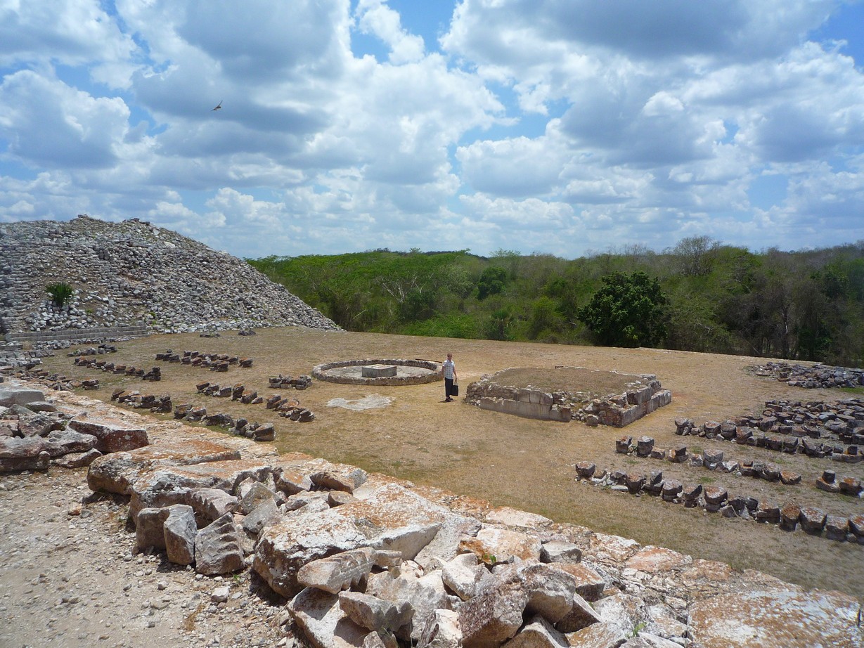 [P1120383.JPG]