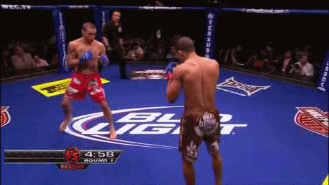 「jose aldo gif knee」の画像検索結果