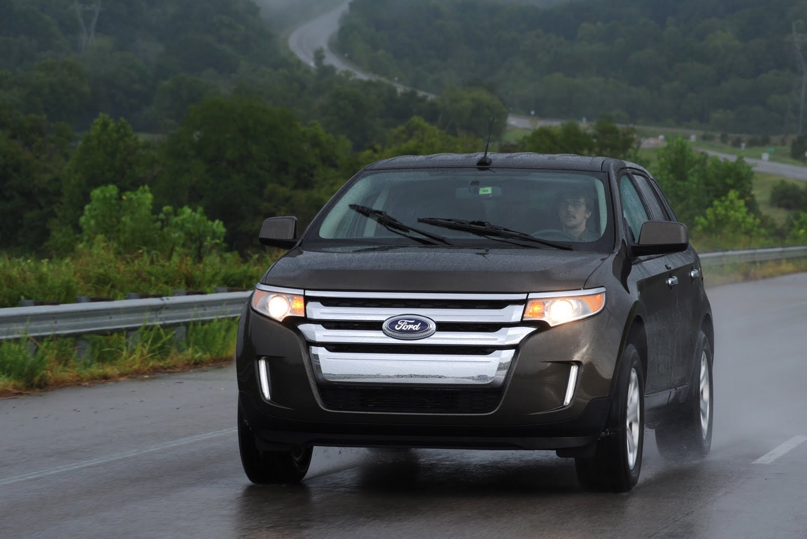 Qual o valor do ford edge 2011 #6