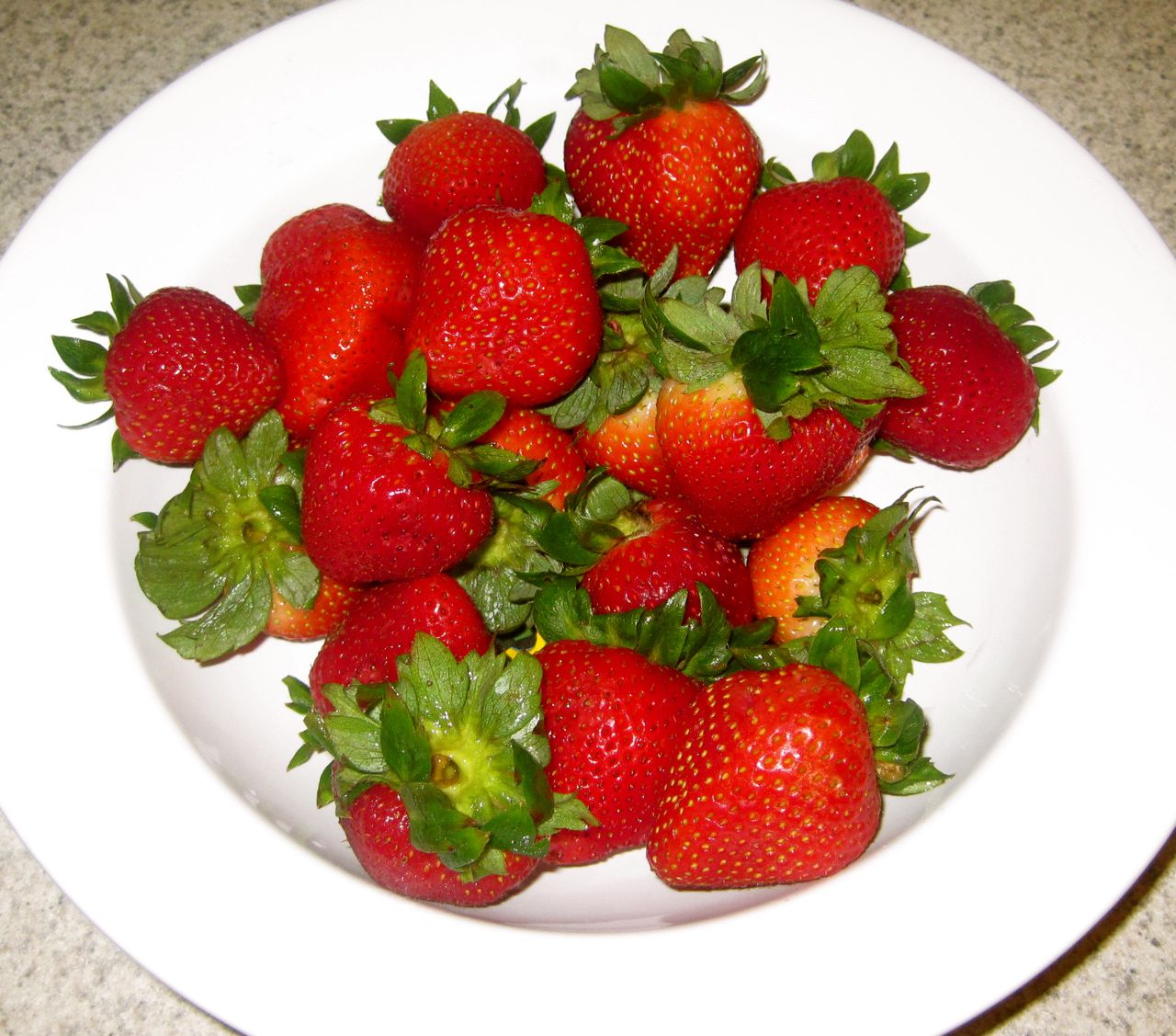 SmartBottom Enterprises Chocolate Covered Strawberries